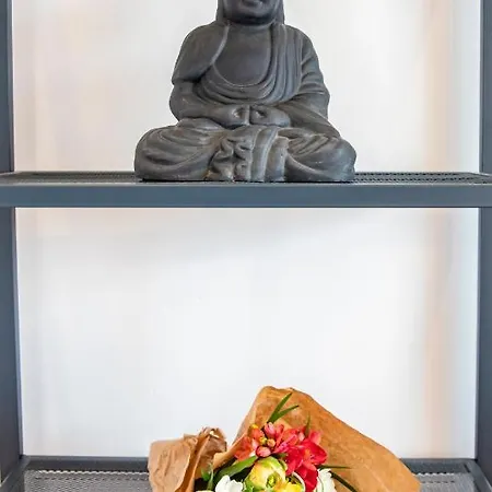 Mistretta 33 Bouddha Zen 34 Arts 44 Ny سانت ماكسيم